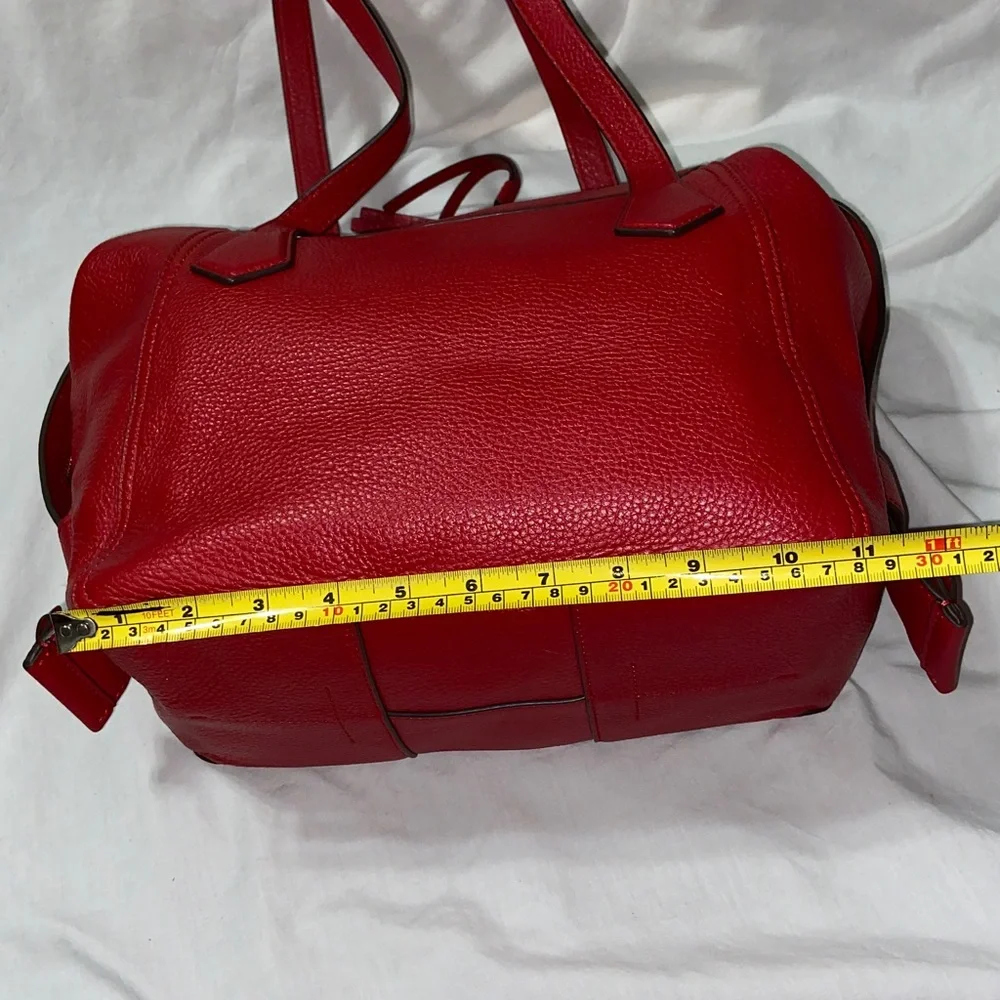 Nwot HTF color Tory Burch Perry Satchel in Red